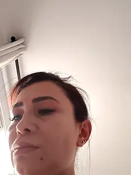 mia mancinii online show from 29, 6, 2026