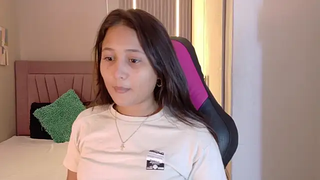 Laly Cherry  online show from 27, 11, 2025