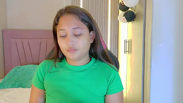 Laly Cherry  online show from 16, 11, 2025