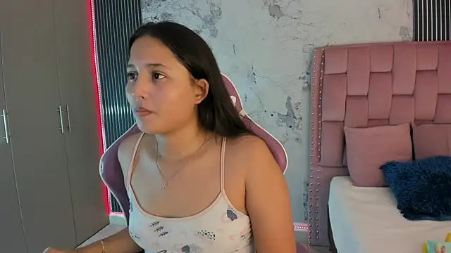 Laly Cherry  online show from 23, 11, 2025