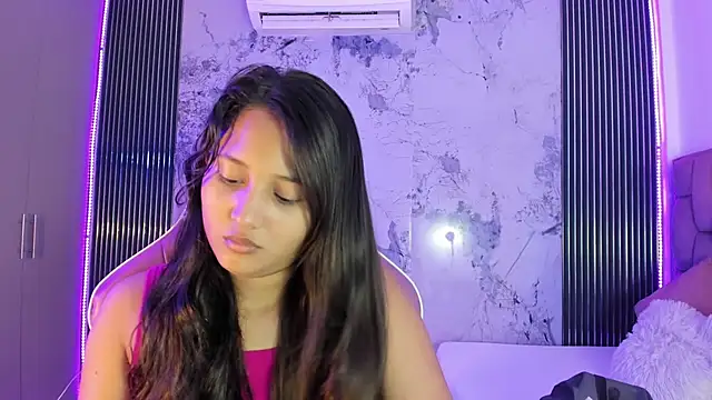 Laly Cherry  online show from 16, 10, 2025