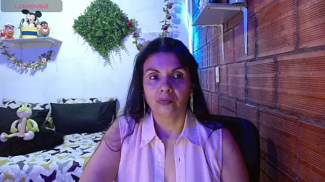 Milf Fantassyy online show from 19, 3, 2026