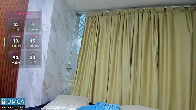 Kiara Zahiri   online show from 29, 9, 2025