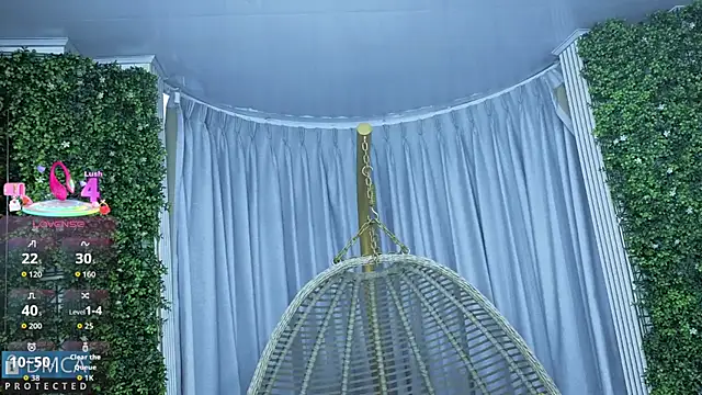 Kiara Zahiri   online show from 27, 10, 2025