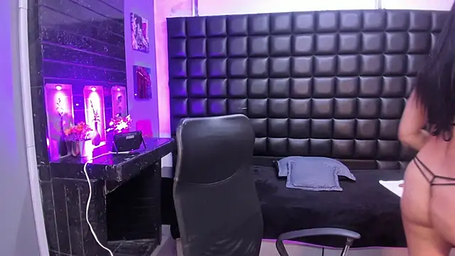 ashlyy sweet  online show from 7, 3, 2026