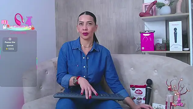 cortney tayler online show from 29, 10, 2025