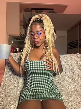 Sweet-Jade online show from 9, 11, 2025