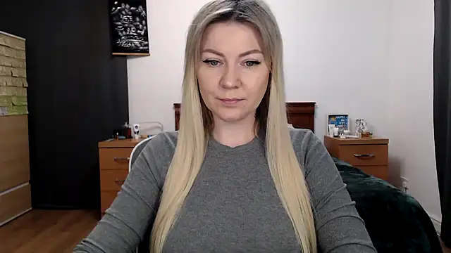 ParadiseAlina online show from 18, 1, 2026