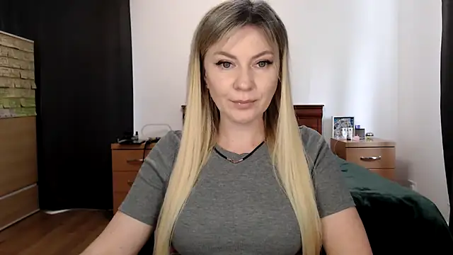 ParadiseAlina online show from 13, 10, 2025