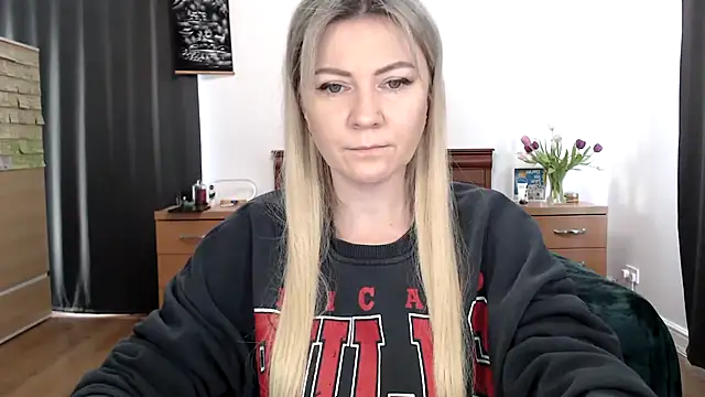 ParadiseAlina online show from 14, 1, 2026