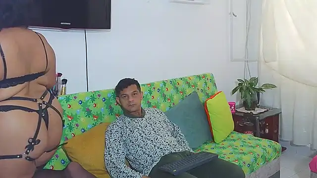 Nicolletorres2 online show from 13, 2, 2026