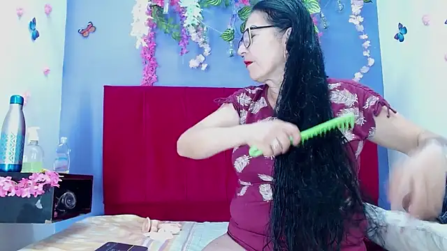 andrealopezcm101 online show from 20, 9, 2025