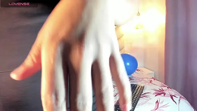 SheyLopez online show from 24, 9, 2025