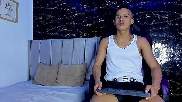 Jhos Smith online show from 9, 11, 2025