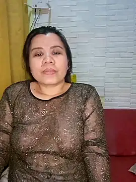 hotlyn45 online show from 28, 2, 2026