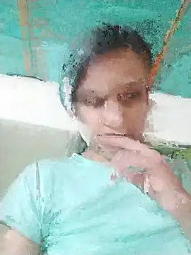 Snapshot of marisolcardona chatting on 8, 11, 2025 marisolcardona online show from 8, 11, 2025