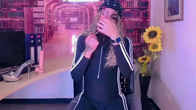 Ana sophia  online show from 23, 9, 2025