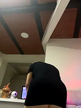 Amelia laurent online show from 9, 9, 2025