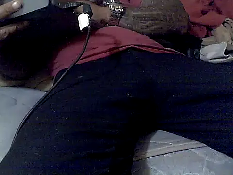 crassanova online show from 17, 12, 2025