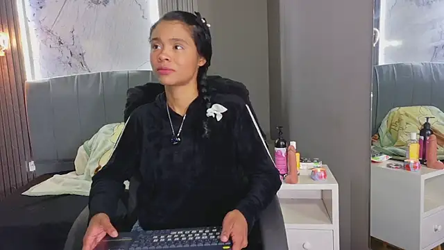 Kristall 06 online show from 24, 2, 2026