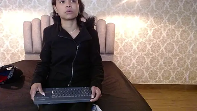 Kristall 06 online show from 16, 9, 2025