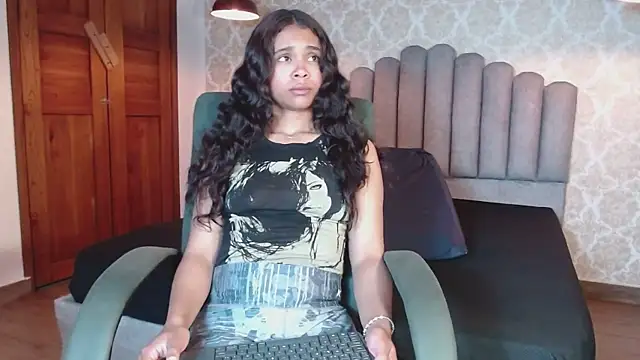 Kristall 06 online show from 8, 10, 2025