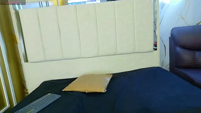 Kristall 06 online show from 4, 3, 2026