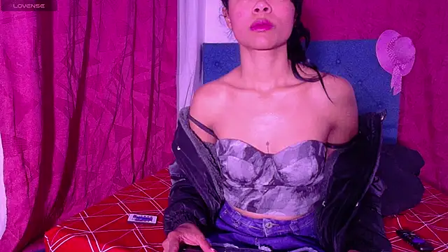 Snapshot of Kristall_06 chatting on 5, 6, 2026 Kristall 06 online show from 5, 6, 2026