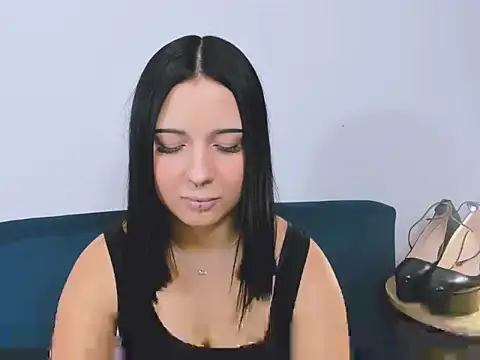 TaliaAdorable online show from 17, 12, 2025