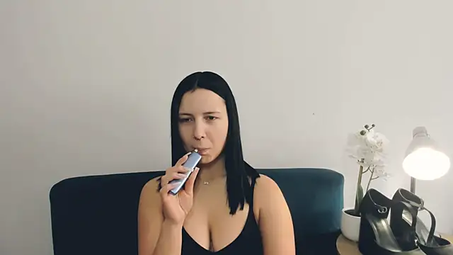 TaliaAdorable online show from 18, 3, 2026