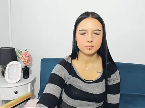 TaliaAdorable online show from 28, 10, 2025