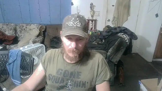 Poundtown1226 online show from 28, 9, 2025