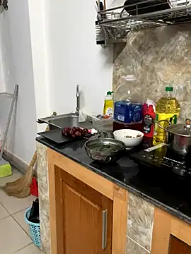 anhkiet huang online show from 2, 12, 2025