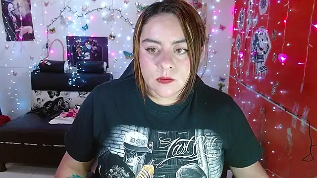 Snapshot of carol_20 chatting on 12, 9, 2025 carol 20 online show from 12, 9, 2025