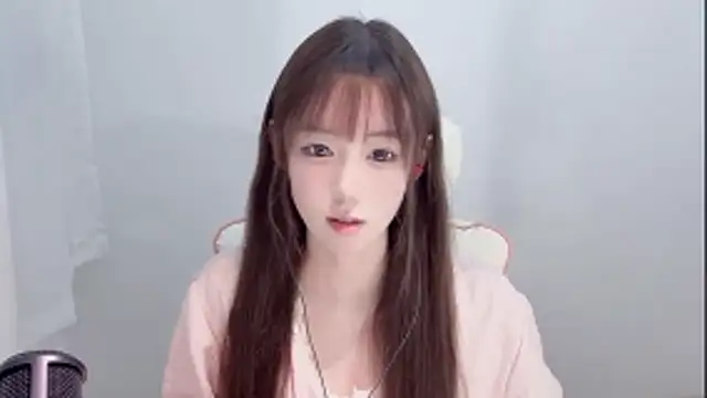 Xiao-runbao online show from 21, 10, 2025