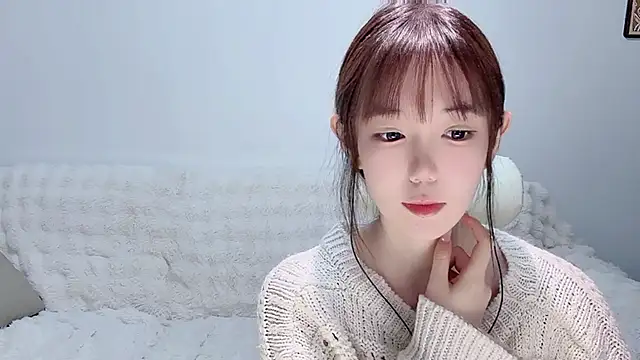 Xiao-runbao online show from 4, 12, 2025