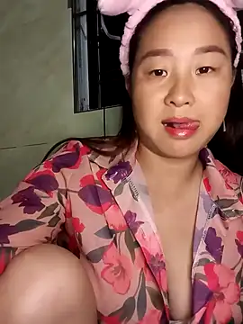 suki-lady online show from 29, 9, 2025