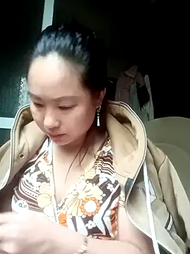 suki-lady online show from 4, 11, 2025