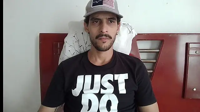 Snapshot of mochakkdj chatting on 2, 10, 2025 mochakkdj online show from 2, 10, 2025