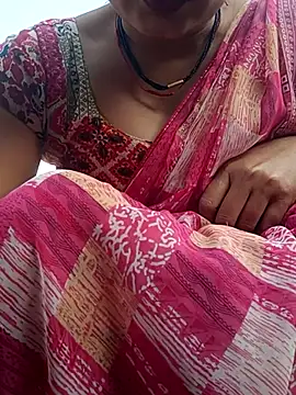 Snapshot of monu_bhabi chatting on 8, 2, 2026 monu bhabi online show from 8, 2, 2026