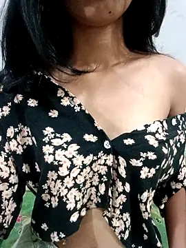 Daizy Shah online show from 18, 2, 2026