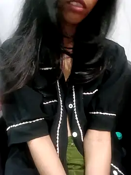 Daizy Shah online show from 30, 10, 2025