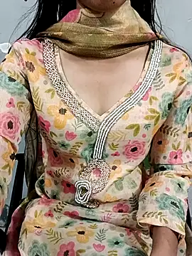 Daizy Shah online show from 10, 5, 2026