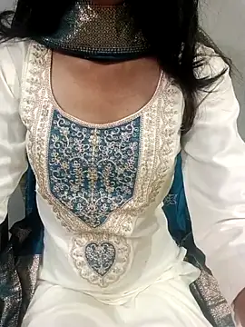 Daizy Shah online show from 8, 5, 2026