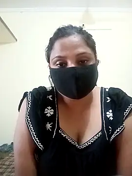 Shikha-mehra7 online show from 15, 9, 2025