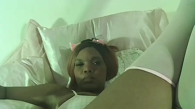 LunaNova999 online show from 25, 9, 2025