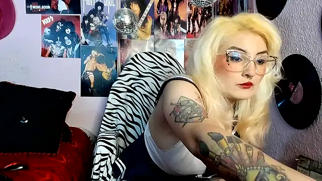Avril Maria online show from 22, 5, 2026