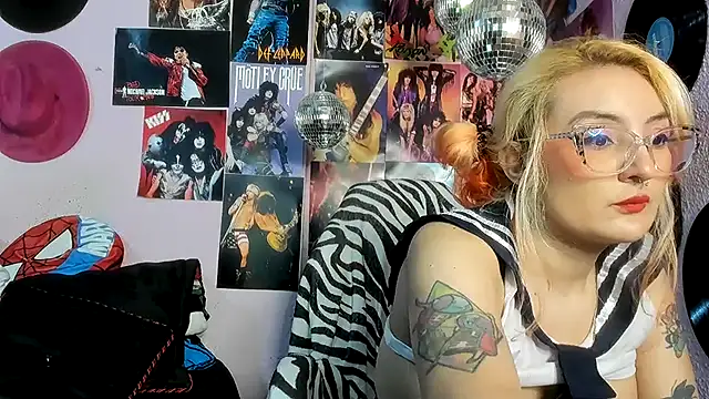 Avril Maria online show from 1, 3, 2026