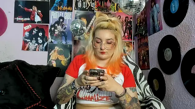 Avril Maria online show from 3, 3, 2026