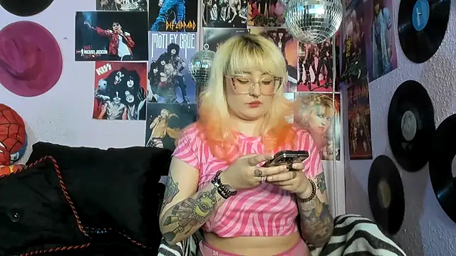 Avril Maria online show from 27, 3, 2026